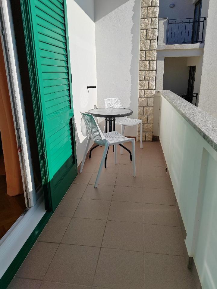 Room'S Brica Barbat na Rabu Εξωτερικό φωτογραφία
