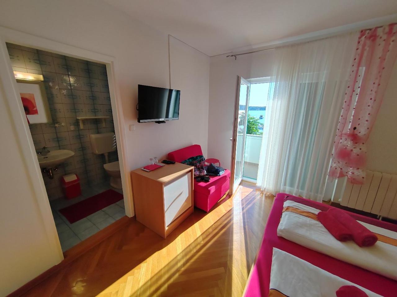 Room'S Brica Barbat na Rabu Εξωτερικό φωτογραφία
